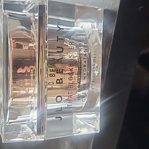 Jlo beauty that blockbuster